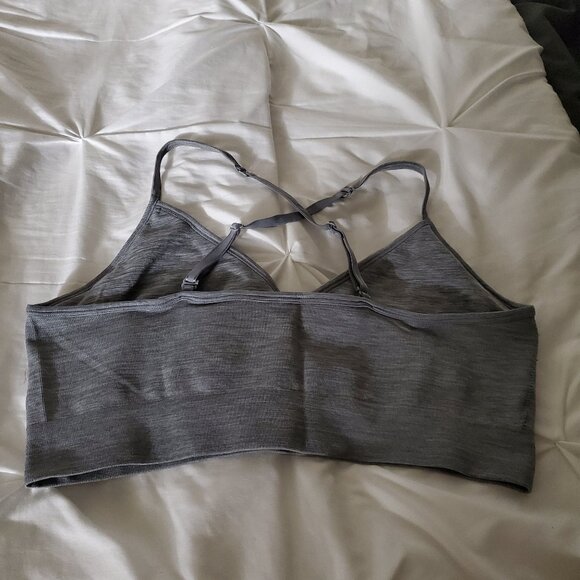 Plus Size Sports Bra - Picture 2 of 3